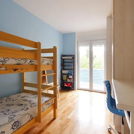Mendula Apartment